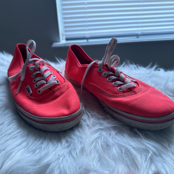VANS Neon Hot Pink Skateboard Shoes Low Top Lace Up Sneakers Womens 7 - Picture 5 of 5